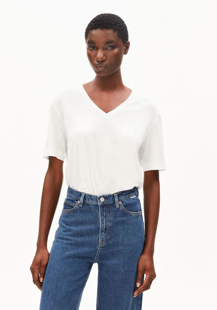 Armedangels - V - Neck T-shirt - White - Tops - 30008178