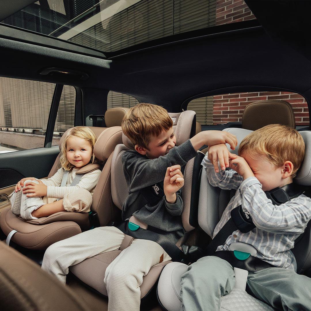 Britax Römer Kidfix Pro i-Size Car Seat - Soft Taupe - Lux