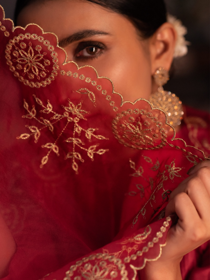 Stunning Red Chanderi Suit Set with Zari Work Dupatta & Matching Pants