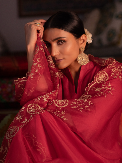 Stunning Red Chanderi Suit Set with Zari Work Dupatta & Matching Pants