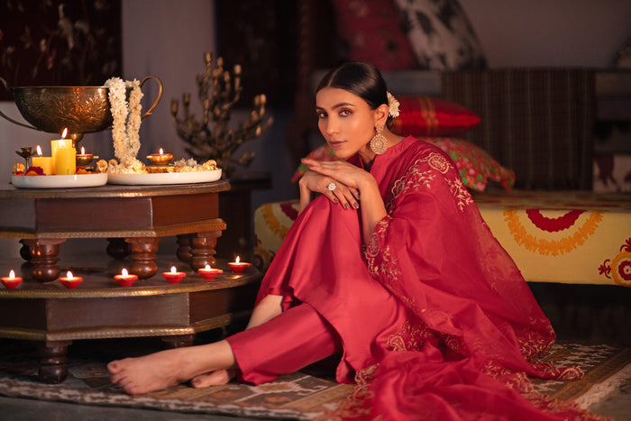 Stunning Red Chanderi Suit Set with Zari Work Dupatta & Matching Pants