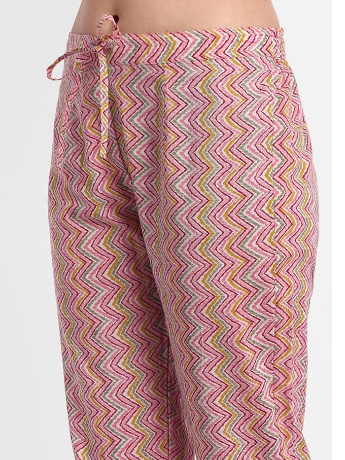 Stylish Printed Kurta Set in Pink Cotton