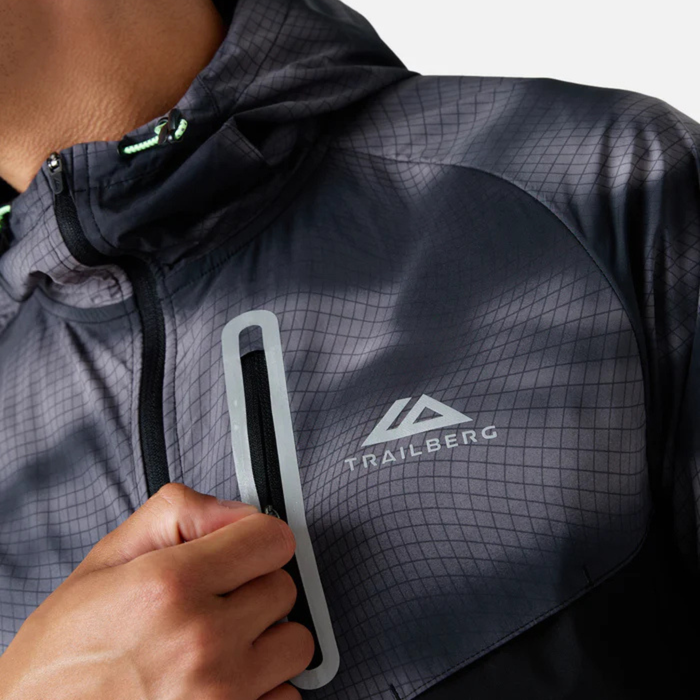 Trailberg Haze Windbreaker - Black