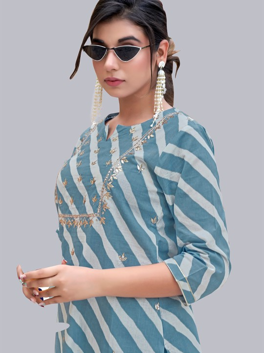 Women Ethnic Motifs Embroidered Mirror Work Kurta with Trousers