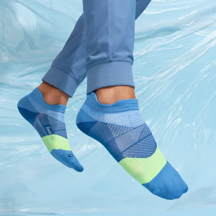 Women's Feetures Elite Ultra Light No Show Tab Bahama Blue-Apparel-33-OFF